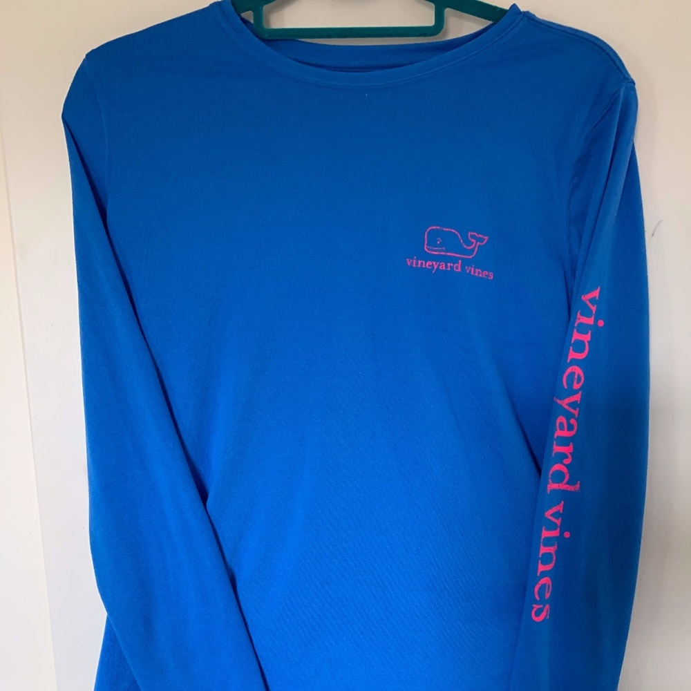 Vineyard Vines Performance Woman's long sleeve